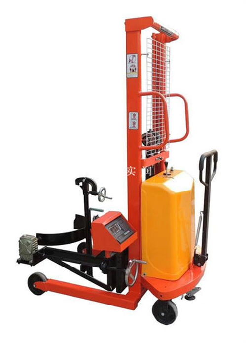 高效精准，油库圆桶装卸搬运车搭载电子秤的现代化搬运服务